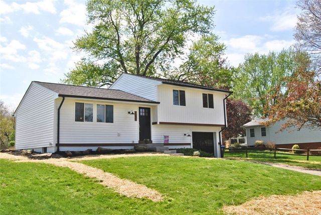 316 Leatherbark Rd, Cranberry Twp, PA 16066