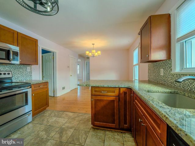 139 TALBOT AVE, Holmes, PA 19043