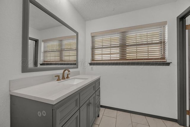 7732 CANODE Drive, Amarillo, TX 79121
