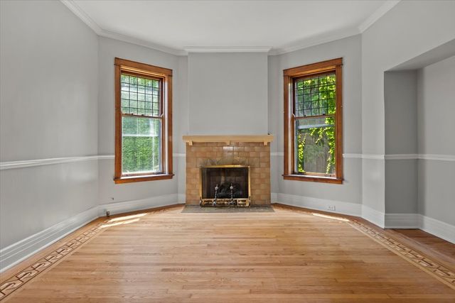 1918 N Humboldt Boulevard, Chicago, IL 60647