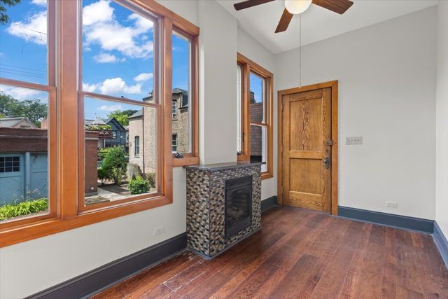 1918 N Humboldt Boulevard, Chicago, IL 60647