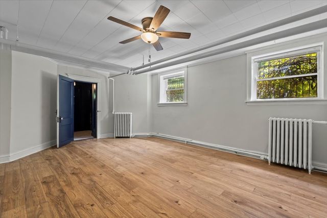 1918 N Humboldt Boulevard, Chicago, IL 60647