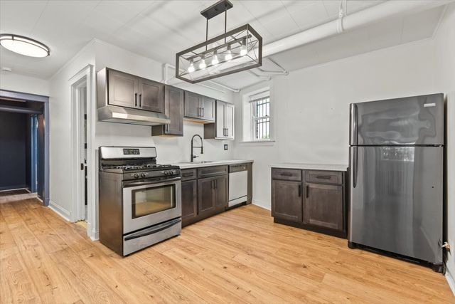 1918 N Humboldt Boulevard, Chicago, IL 60647