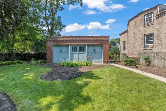 1918 N Humboldt Boulevard, Chicago, IL 60647