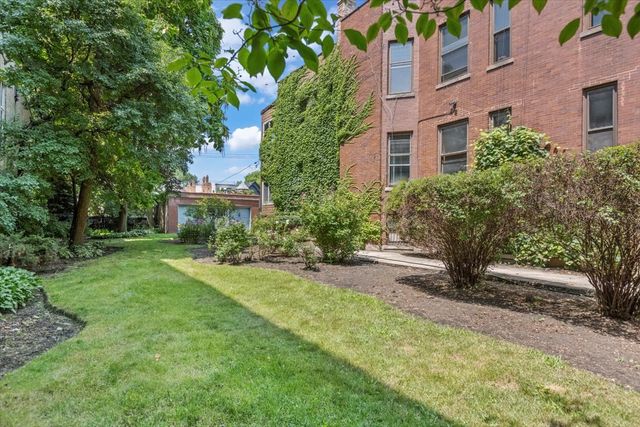 1918 N Humboldt Boulevard, Chicago, IL 60647