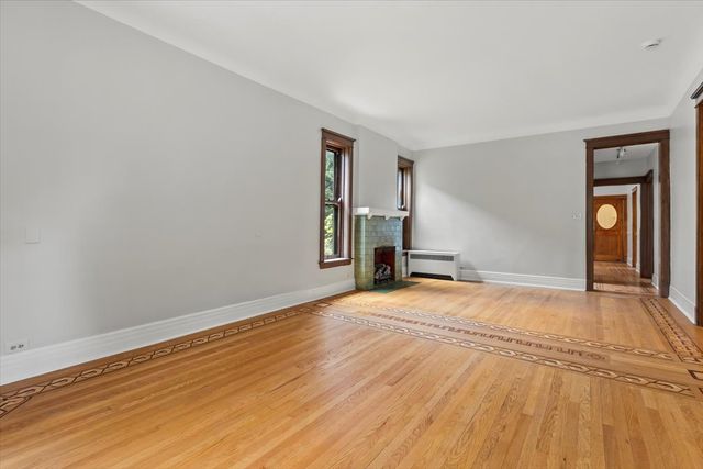 1918 N Humboldt Boulevard, Chicago, IL 60647