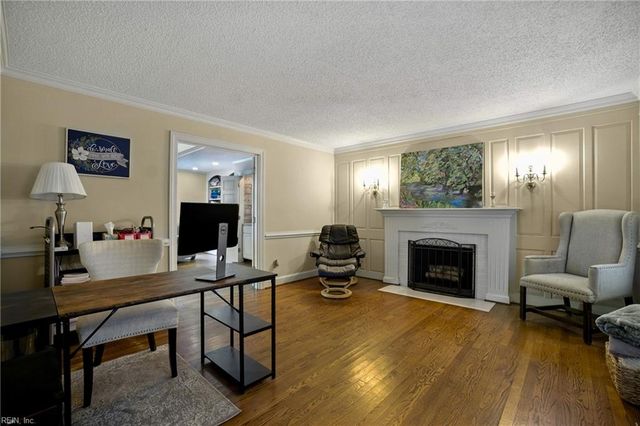1705 Lovetts Pond LN, Virginia Beach, VA 23454