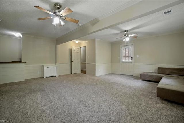 1705 Lovetts Pond LN, Virginia Beach, VA 23454