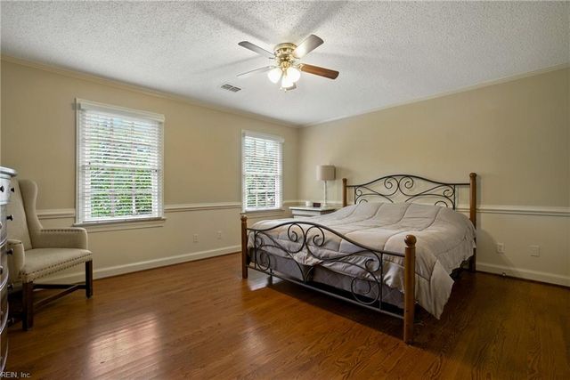1705 Lovetts Pond LN, Virginia Beach, VA 23454