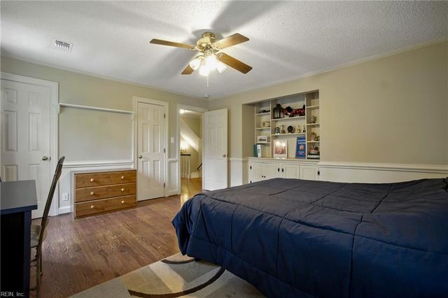 1705 Lovetts Pond LN, Virginia Beach, VA 23454
