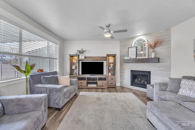 3913 E Collingwood, Meridian, ID 83642