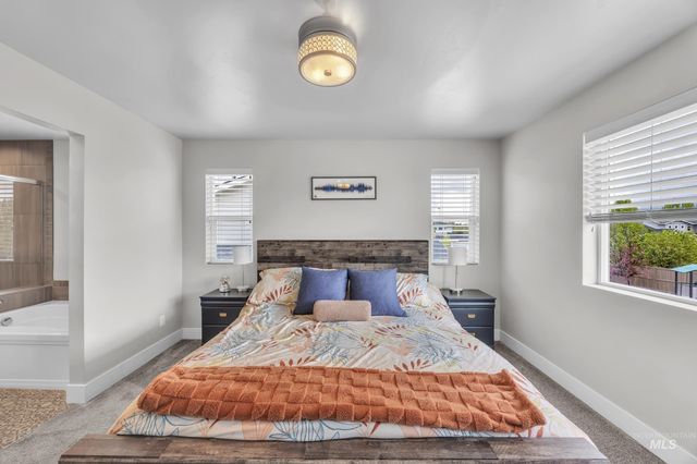 3913 E Collingwood, Meridian, ID 83642