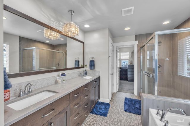 3913 E Collingwood, Meridian, ID 83642