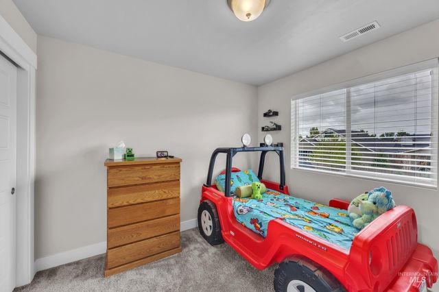 3913 E Collingwood, Meridian, ID 83642