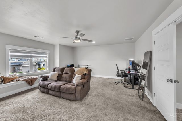 3913 E Collingwood, Meridian, ID 83642