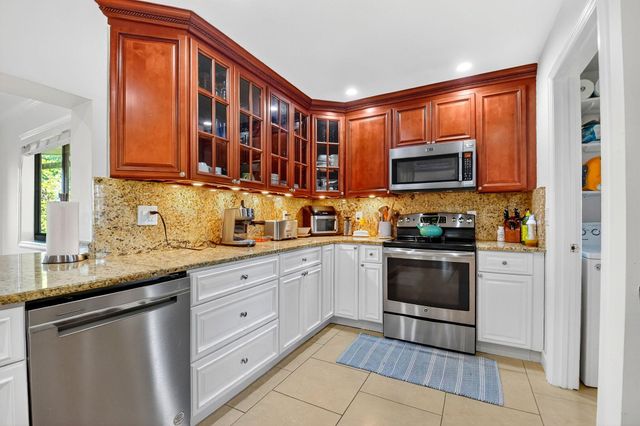 435 Pine Villa Drive, Atlantis, FL 33462