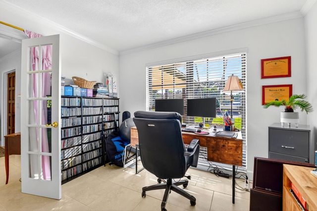 435 Pine Villa Drive, Atlantis, FL 33462