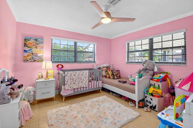 435 Pine Villa Drive, Atlantis, FL 33462