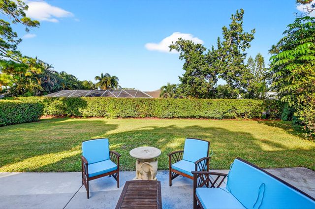 435 Pine Villa Drive, Atlantis, FL 33462