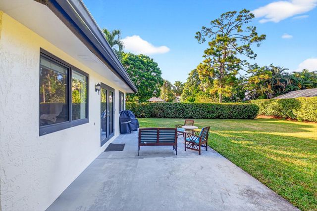 435 Pine Villa Drive, Atlantis, FL 33462