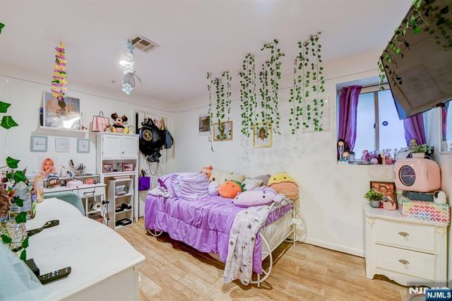 2 Meyer Court 1602, West Orange, NJ 07052