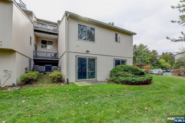 2 Meyer Court 1602, West Orange, NJ 07052