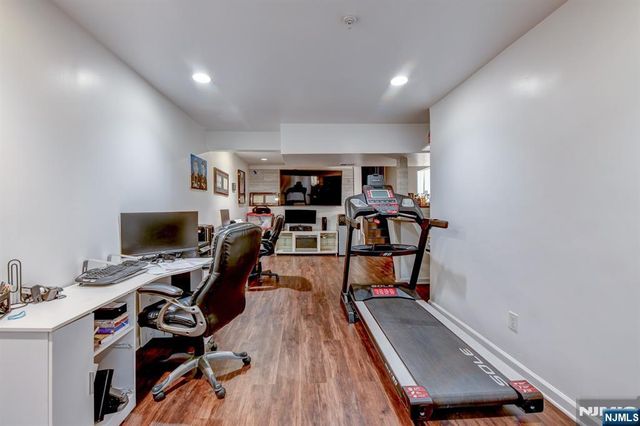 2 Meyer Court 1602, West Orange, NJ 07052