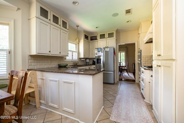 104 Arbor Ridge Road, Ridgeland, MS 39157