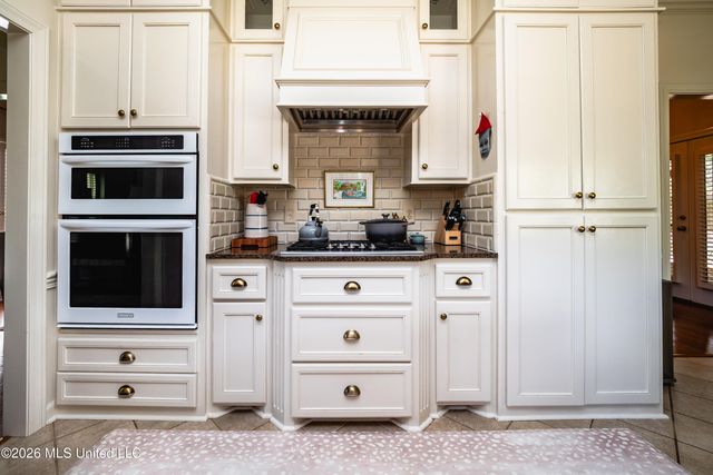 104 Arbor Ridge Road, Ridgeland, MS 39157