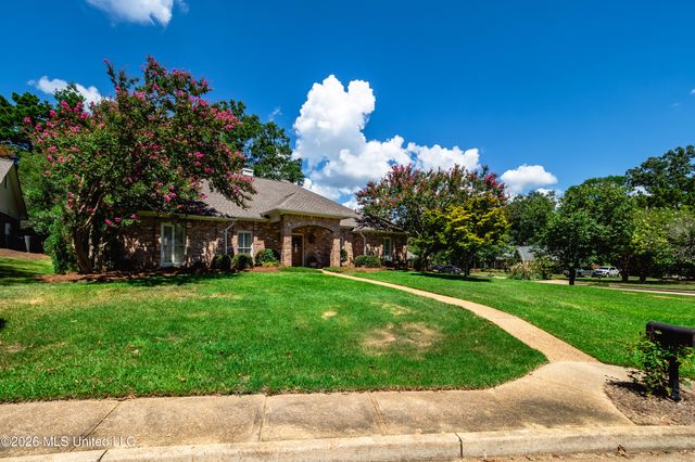 104 Arbor Ridge Road, Ridgeland, MS 39157