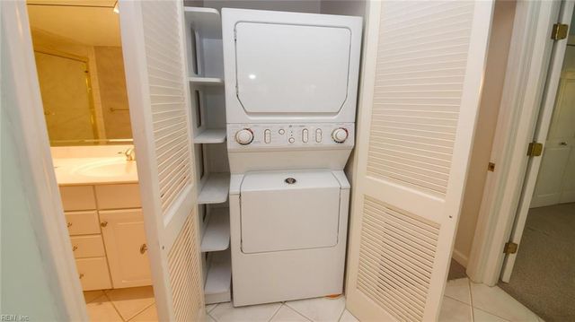 2830 Shore Dr Apt 303, Virginia Beach, VA 23451