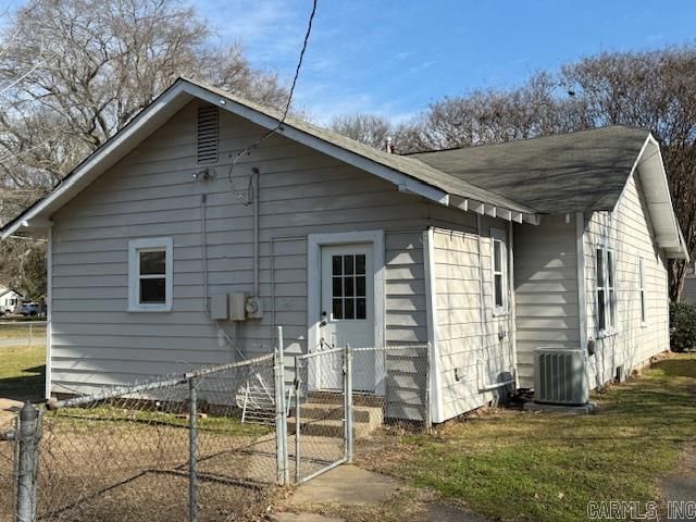 331 NE 1st, England, AR 72046