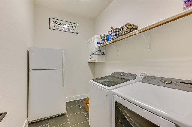 145 DOUBLE EAGLE RANCH DR, Cedar Creek, TX 78612