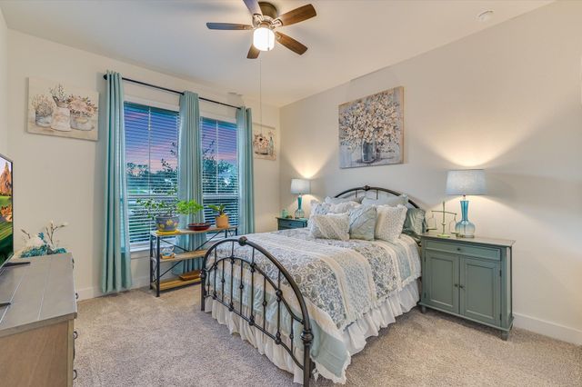 145 DOUBLE EAGLE RANCH DR, Cedar Creek, TX 78612