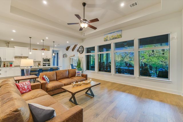 145 DOUBLE EAGLE RANCH DR, Cedar Creek, TX 78612