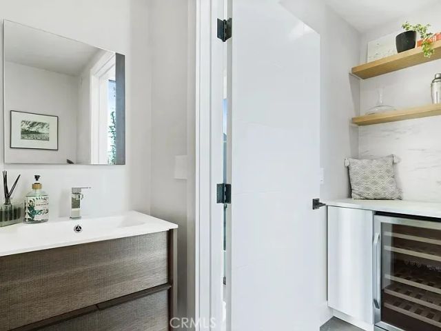 811 N DETROIT ST, Los Angeles, CA 90046