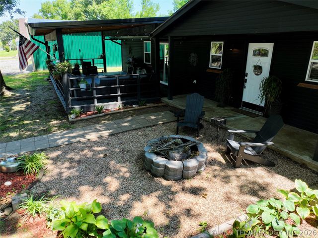 330 Kiamichi, Eufaula, OK 74432