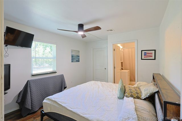 330 Kiamichi, Eufaula, OK 74432