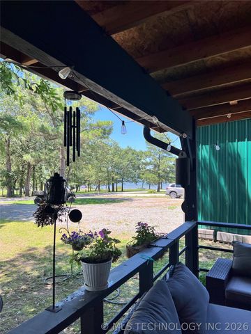 330 Kiamichi, Eufaula, OK 74432