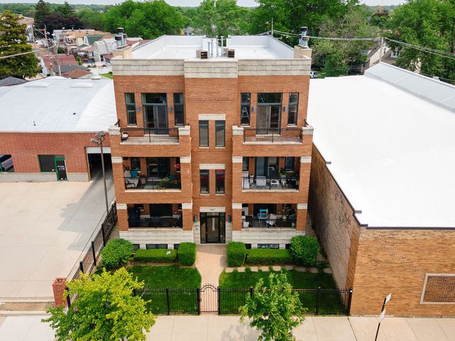 5445 N NORTHWEST Highway 3S, Chicago, IL 60630