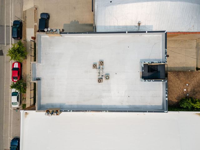 5445 N NORTHWEST Highway 3S, Chicago, IL 60630