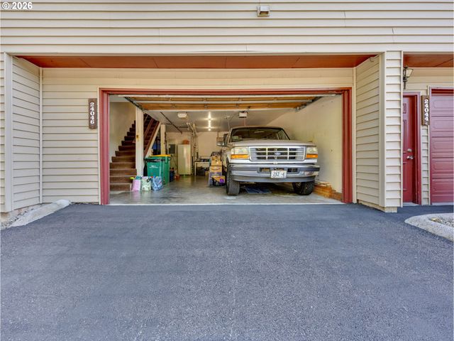 24046 Ne TREEHILL Dr, Wood Village, OR 97060