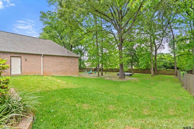 3807 Woods Blvd, Tyler, TX 75707