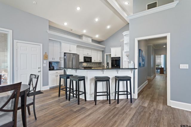 3807 Woods Blvd, Tyler, TX 75707