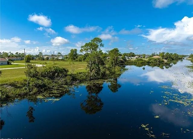 2117 NE 43RD LANE, Cape Coral, FL 33909