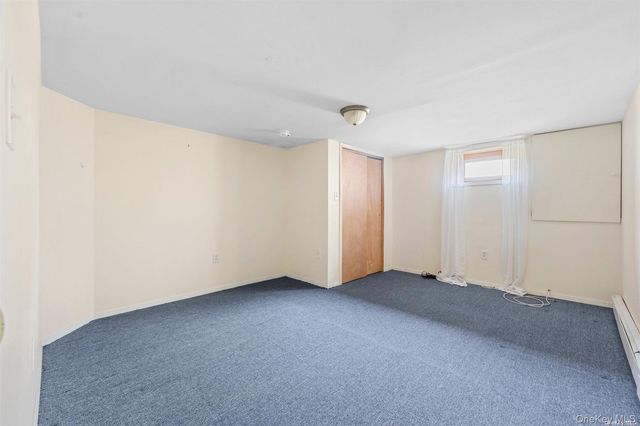 4 Quaker Court, West Babylon, NY 11704