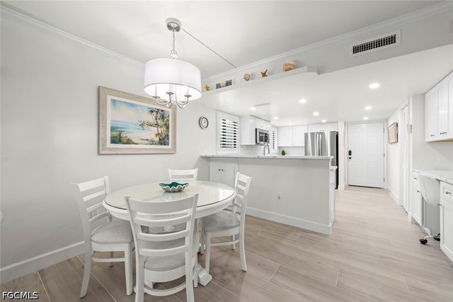 671 E Gulf DR 3A1, Sanibel, FL 33957
