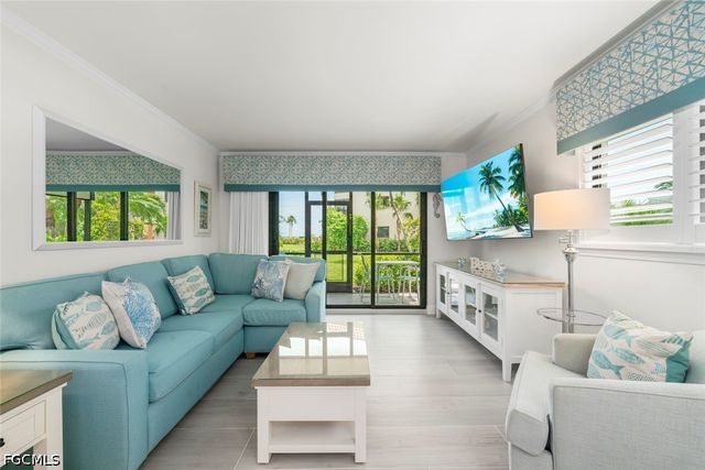 671 E Gulf DR 3A1, Sanibel, FL 33957