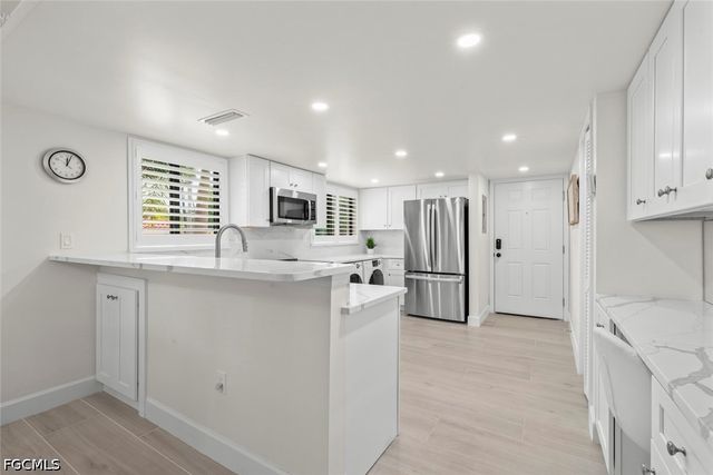 671 E Gulf DR 3A1, Sanibel, FL 33957