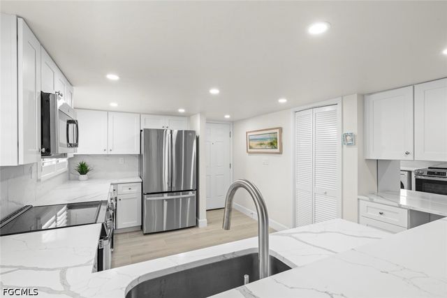 671 E Gulf DR 3A1, Sanibel, FL 33957